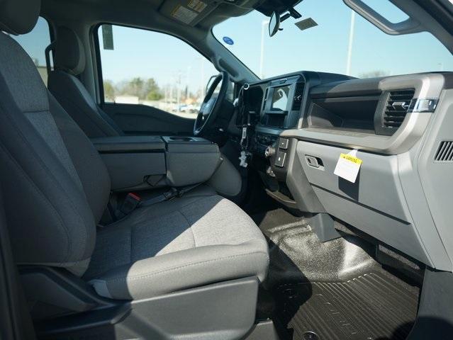new 2025 Ford F-350 car, priced at $61,914