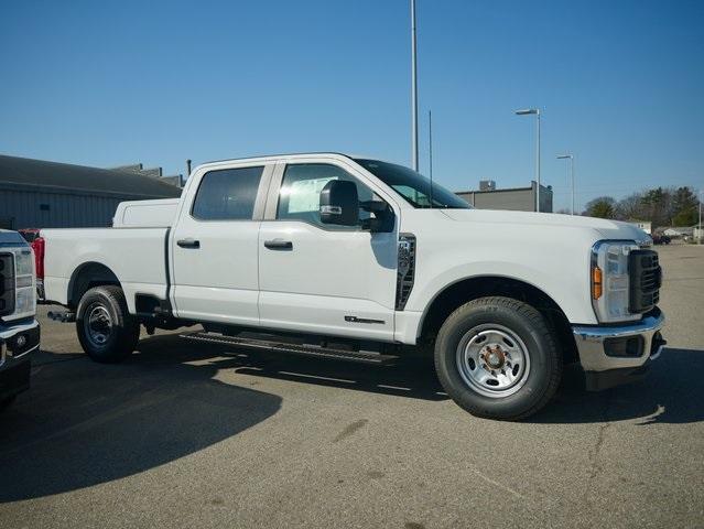 new 2025 Ford F-350 car, priced at $61,914