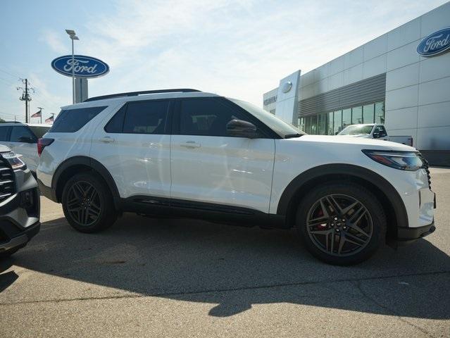 new 2025 Ford Explorer car, priced at $55,483