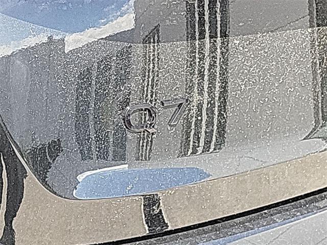 new 2025 Audi Q7 car, priced at $77,449