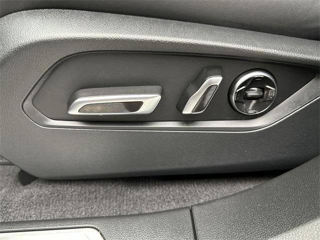 used 2023 Acura RDX car, priced at $40,500