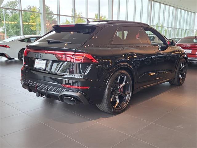 new 2026 Audi RS Q8 car, priced at $159,414