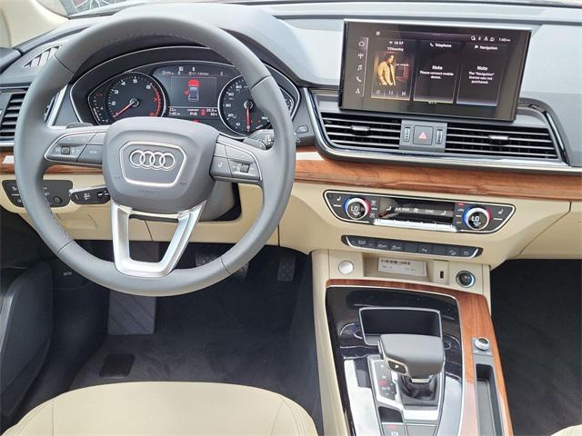 new 2024 Audi Q5 car