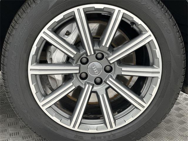 used 2018 Audi Q7 car, priced at $19,205