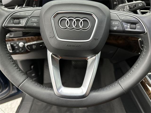 used 2019 Audi Q7 car, priced at $29,500