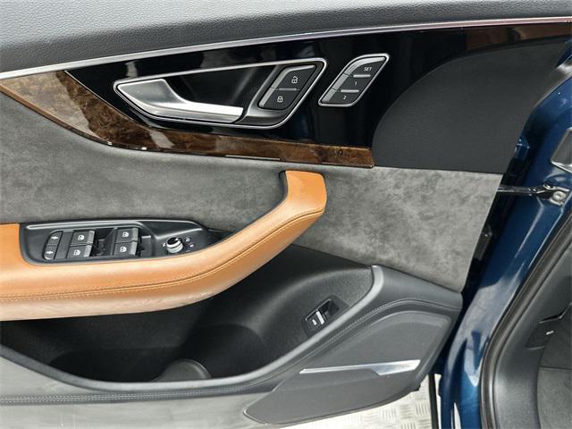 used 2019 Audi Q7 car, priced at $29,500