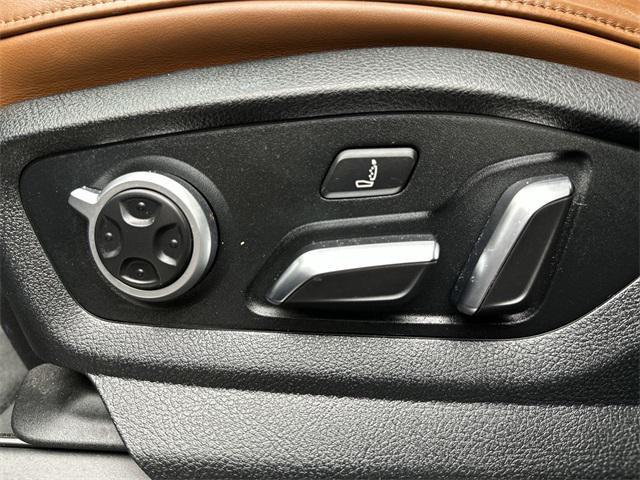 used 2019 Audi Q7 car, priced at $29,500