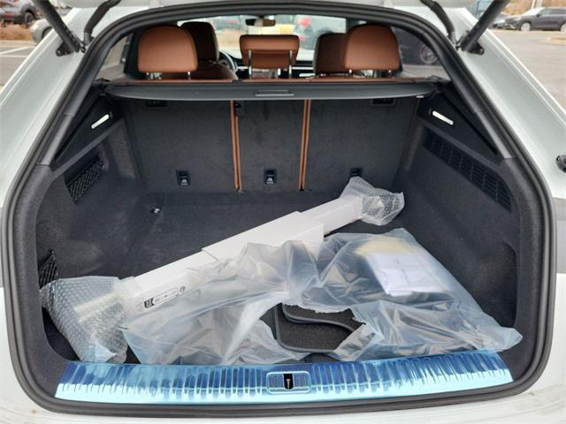 new 2025 Audi Q8 car, priced at $85,789