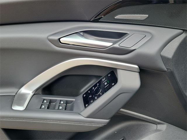 new 2025 Audi Q5 car, priced at $61,239