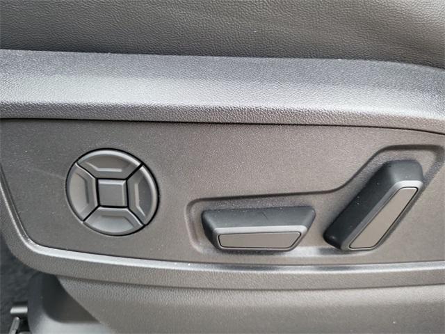 new 2025 Audi Q5 car, priced at $61,239
