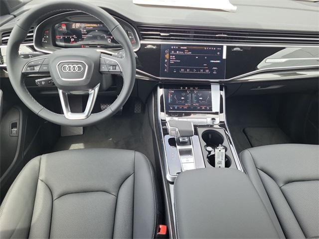 new 2025 Audi Q7 car, priced at $78,249