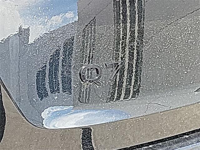 new 2025 Audi Q7 car, priced at $77,449