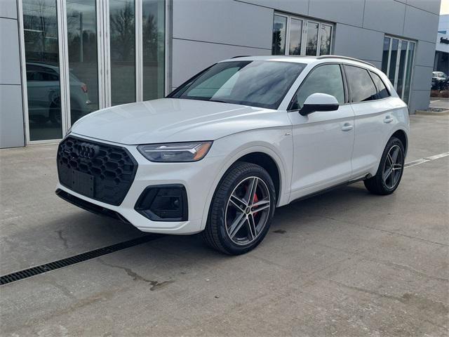 new 2025 Audi Q5 car, priced at $69,349