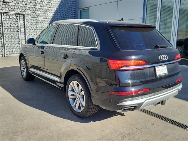 new 2025 Audi Q7 car, priced at $72,599