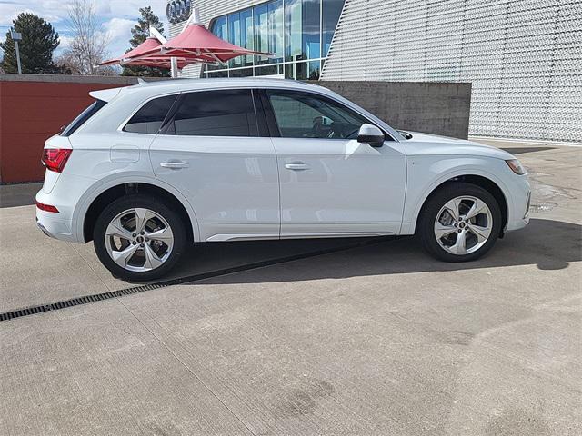 new 2025 Audi Q5 car, priced at $59,299