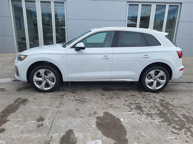 new 2025 Audi Q5 car, priced at $60,184