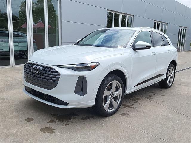 new 2025 Audi Q5 car, priced at $62,099