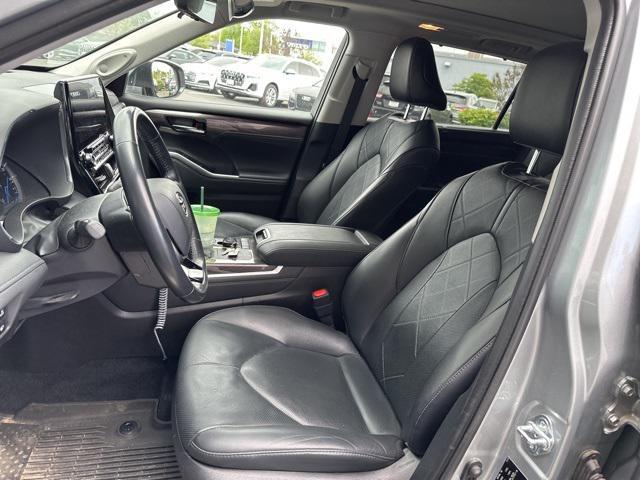 used 2021 Toyota Highlander Hybrid car, priced at $46,797