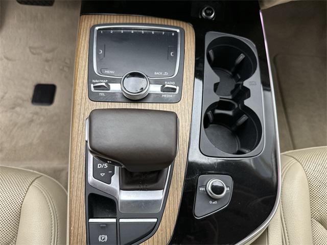 used 2017 Audi Q7 car, priced at $19,500