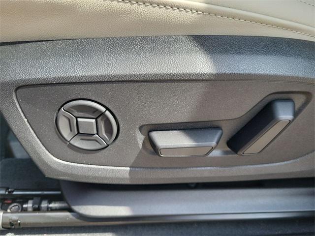 new 2025 Audi Q3 car, priced at $47,874