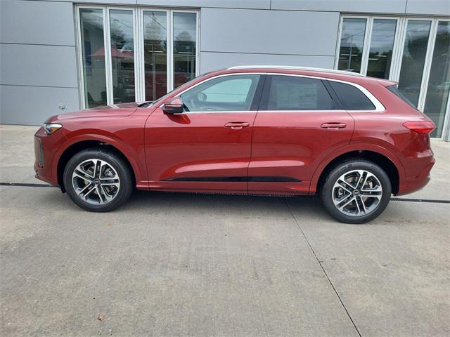 new 2025 Audi Q5 car, priced at $60,949