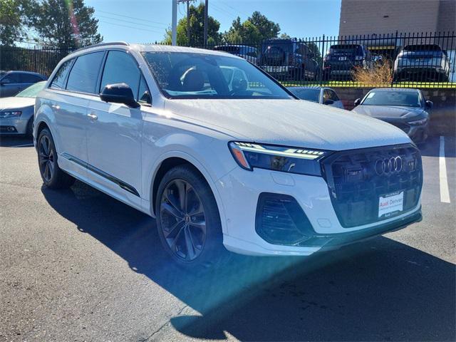 new 2025 Audi Q7 car, priced at $96,029