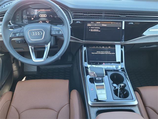 new 2025 Audi Q7 car, priced at $96,029