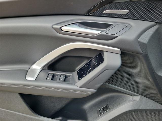 new 2025 Audi Q5 car, priced at $60,439