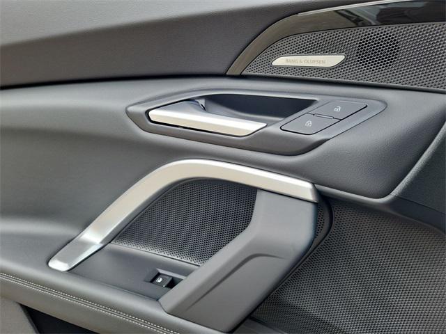 new 2025 Audi Q5 car, priced at $60,439