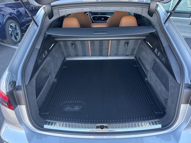 used 2025 Audi RS 6 Avant car, priced at $125,799