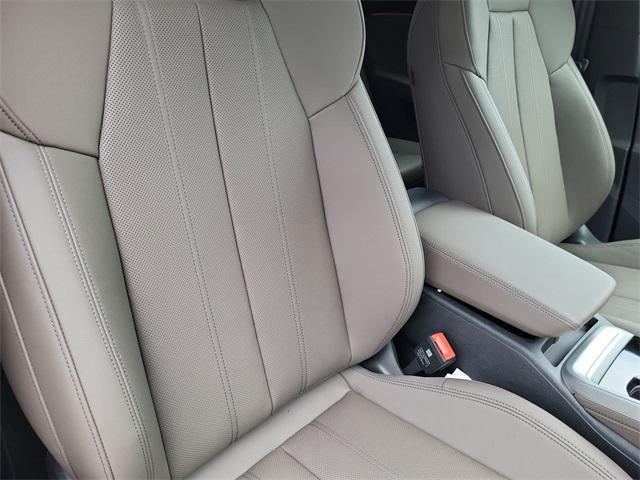 new 2025 Audi Q5 car, priced at $61,774