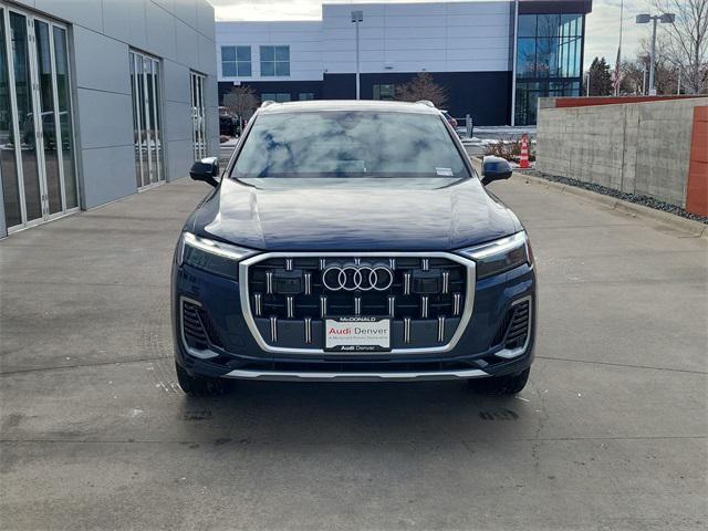 new 2025 Audi Q7 car, priced at $77,674