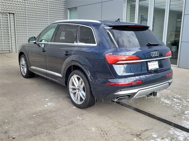 new 2025 Audi Q7 car, priced at $77,674