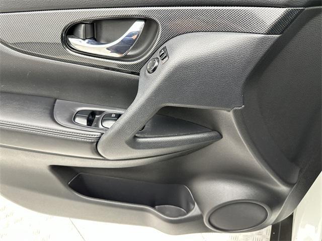 used 2014 Nissan Rogue car, priced at $11,198