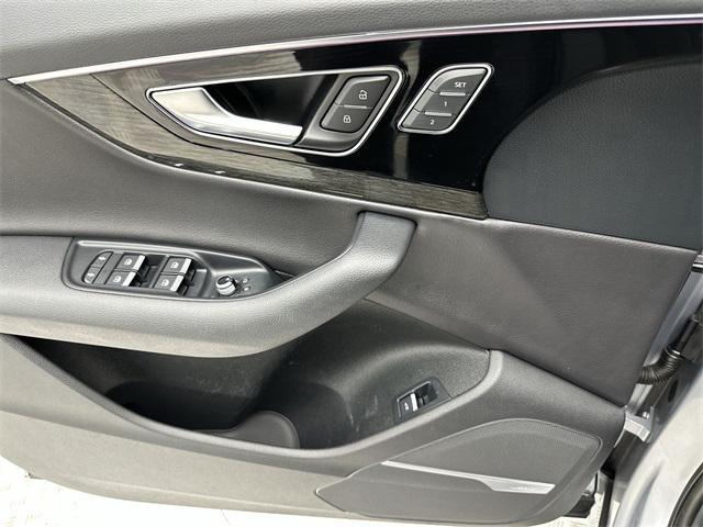 used 2018 Audi Q7 car, priced at $16,800
