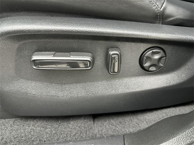 used 2022 Honda CR-V car, priced at $29,699