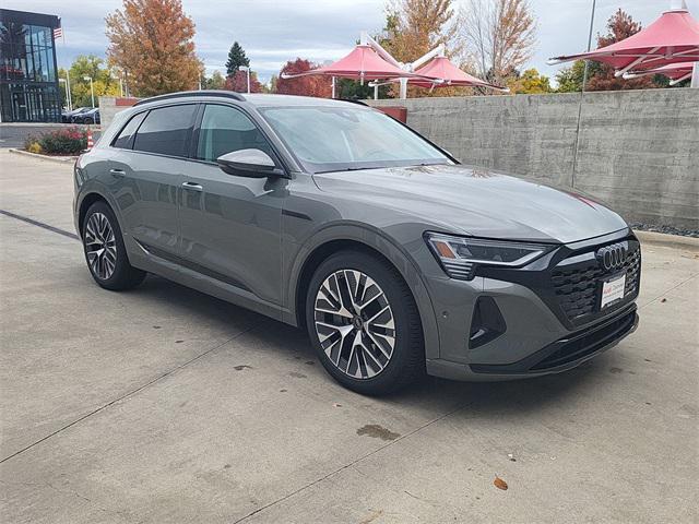 new 2024 Audi Q8 e-tron car