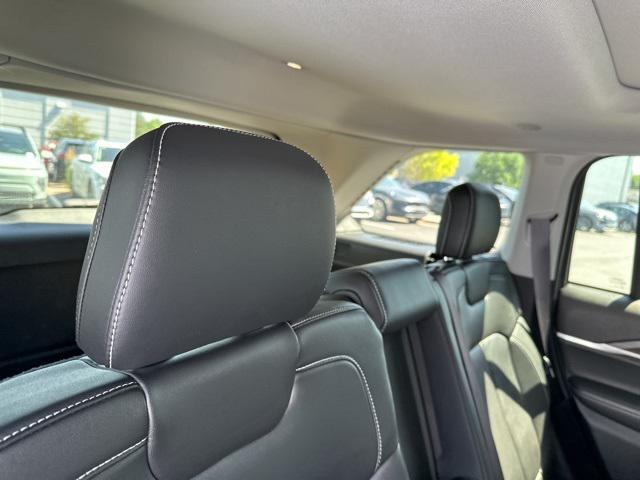 used 2022 Jeep Grand Cherokee car, priced at $32,797