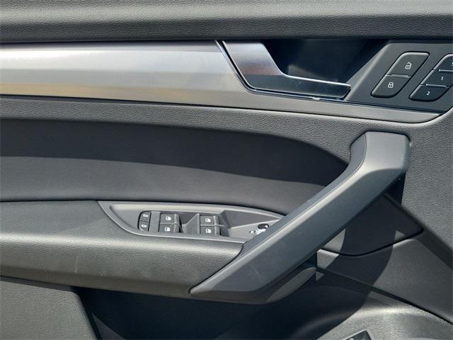 new 2025 Audi Q5 car, priced at $54,449