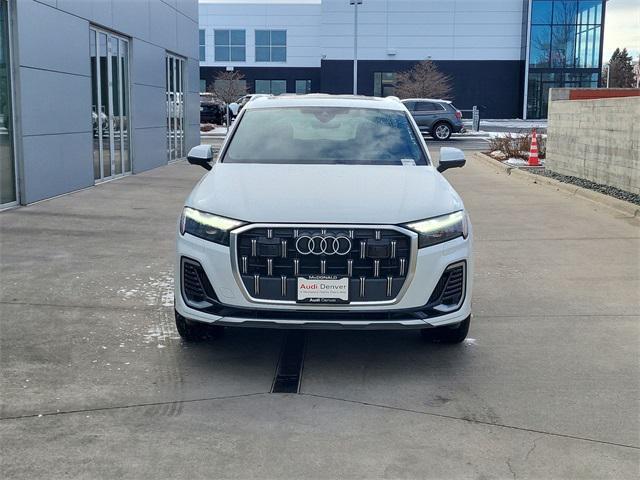 new 2025 Audi Q7 car, priced at $83,109