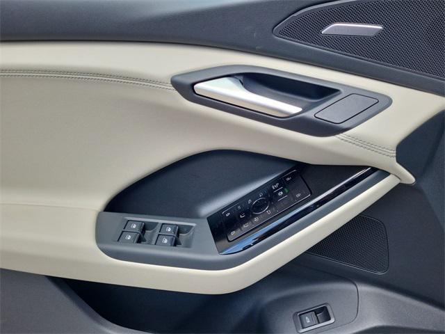 new 2025 Audi Q6 e-tron car, priced at $77,059