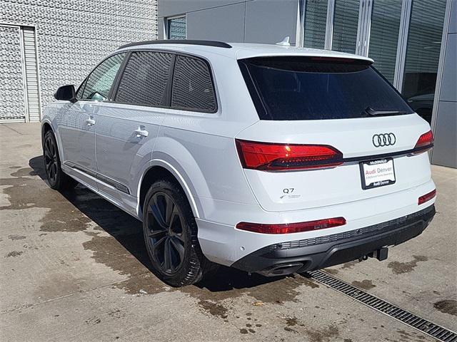 new 2025 Audi Q7 car, priced at $78,404