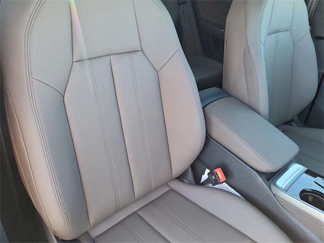 new 2025 Audi Q5 car, priced at $61,089