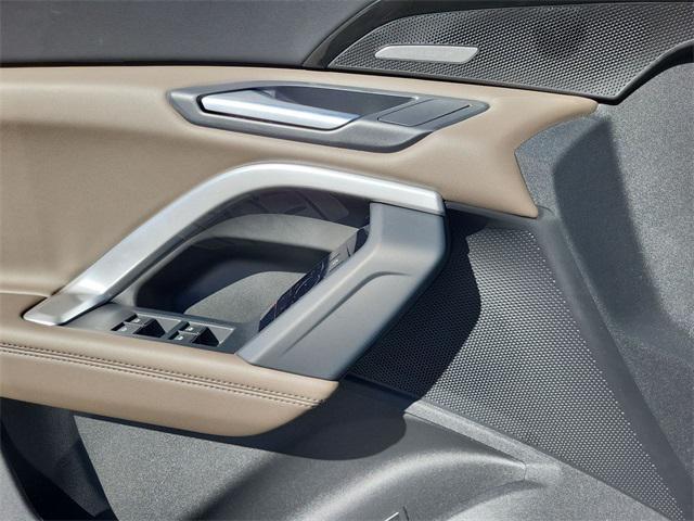 new 2025 Audi Q5 car, priced at $61,089