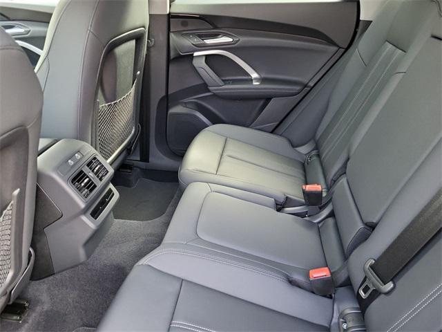 new 2025 Audi Q5 car, priced at $58,989