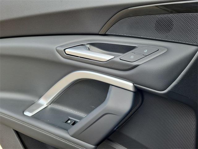 new 2025 Audi Q5 car, priced at $58,989