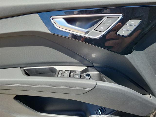 new 2025 Audi Q4 e-tron car