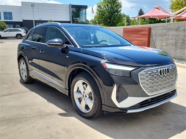 new 2025 Audi Q4 e-tron car