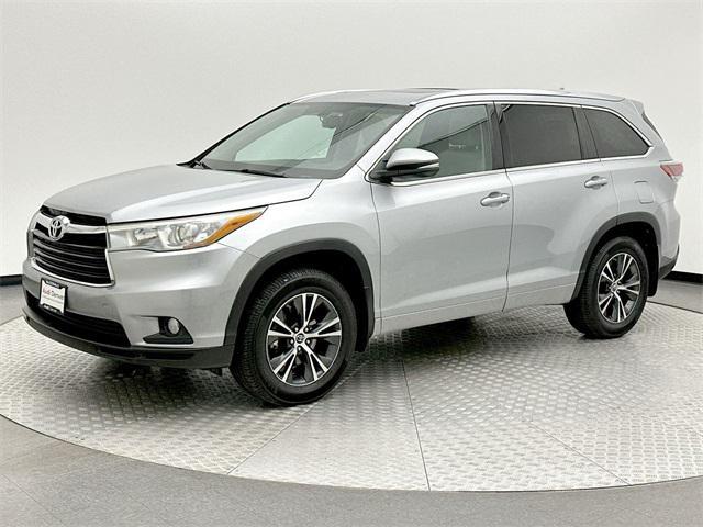 used 2016 Toyota Highlander car, priced at $20,711
