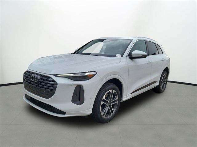 new 2025 Audi Q5 car, priced at $60,974